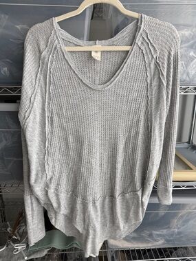 We The Free Light Gray Waffle Knit V-Neck Pullover
